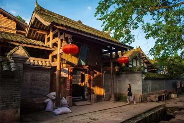 有问必答平台-如何清除厨房油污小妙招?解答专家